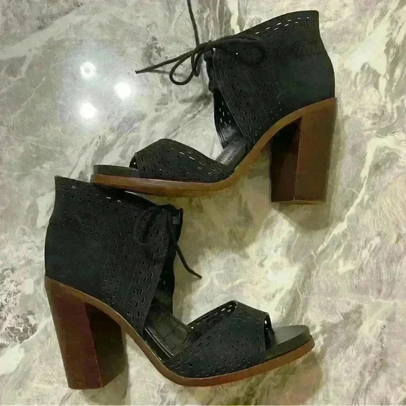 Gianni Bini Shoes Womens Size 9.5 Black Block Heel Lace Leather Peep Toe Cutout - Picture 5 of 12